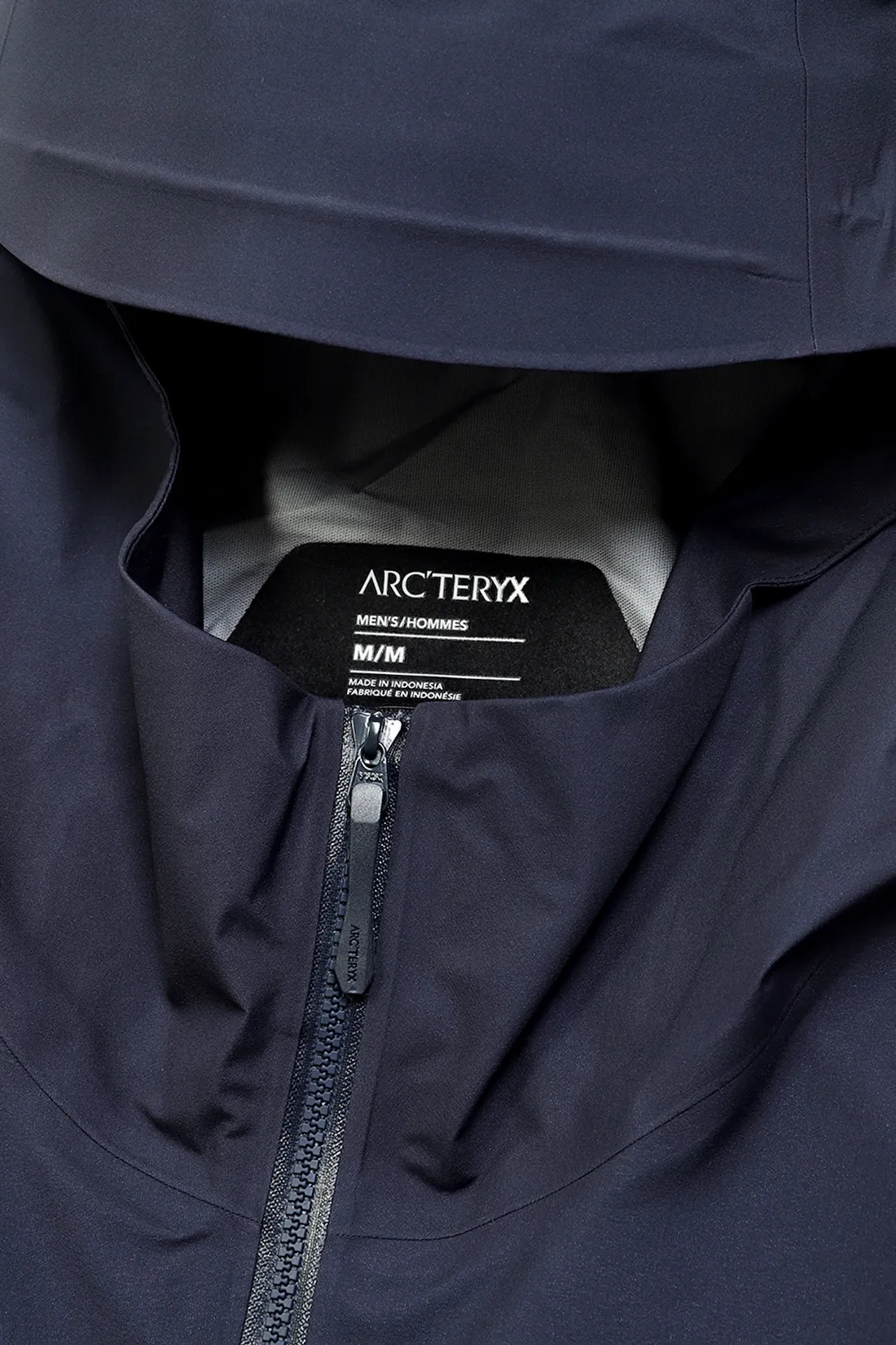 Arc'teryx Beta jacket m Black sapphire - GRADUATE STORE