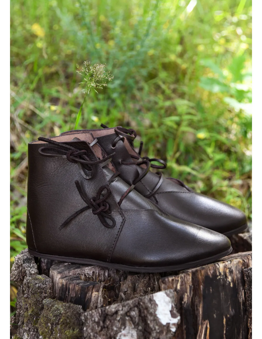 Bottines médiévales à lacets, marron (XIIIe-XVe siècles) ⚔️ Boutique Épées