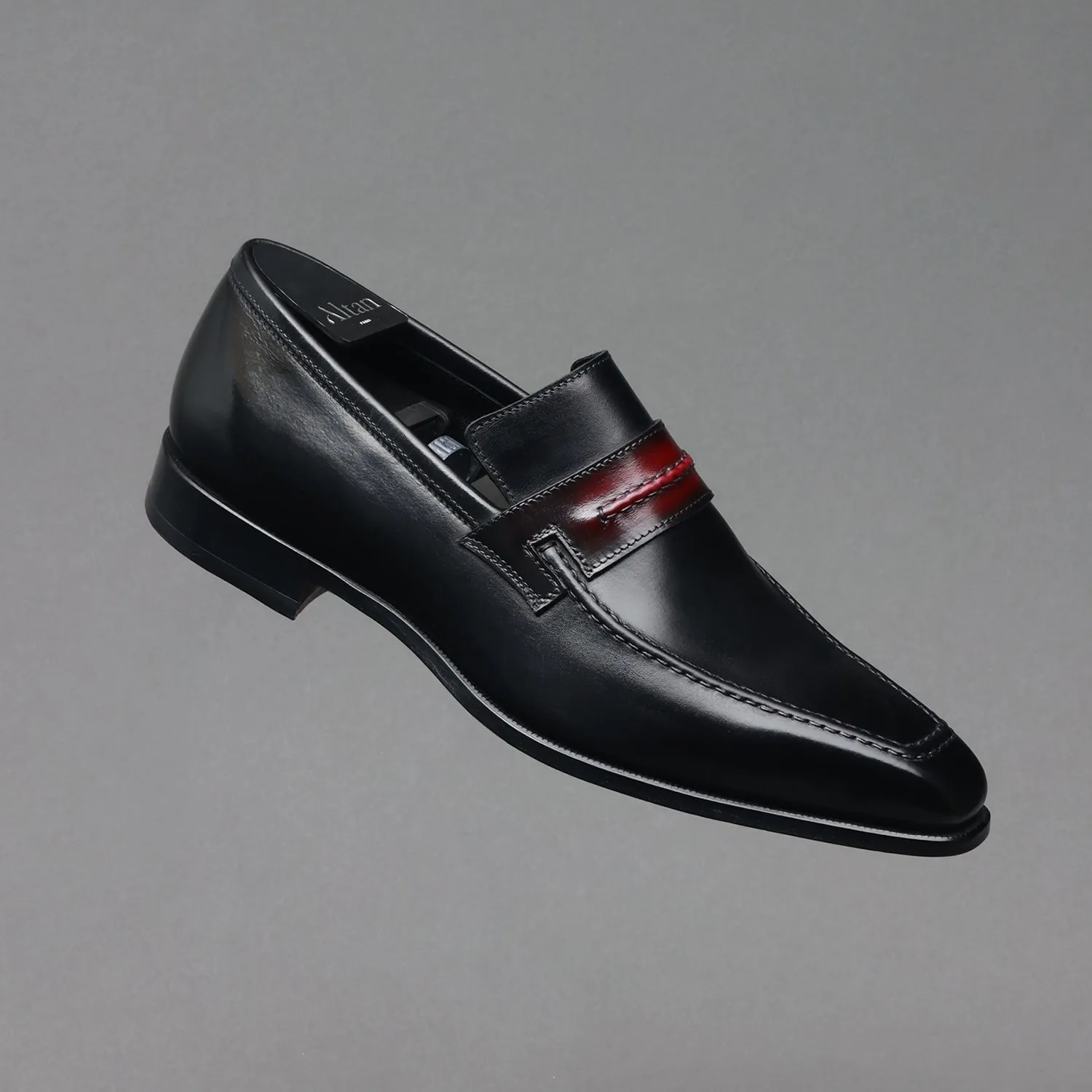 Mocassin Le Lincoln Noir et Strap Rouge