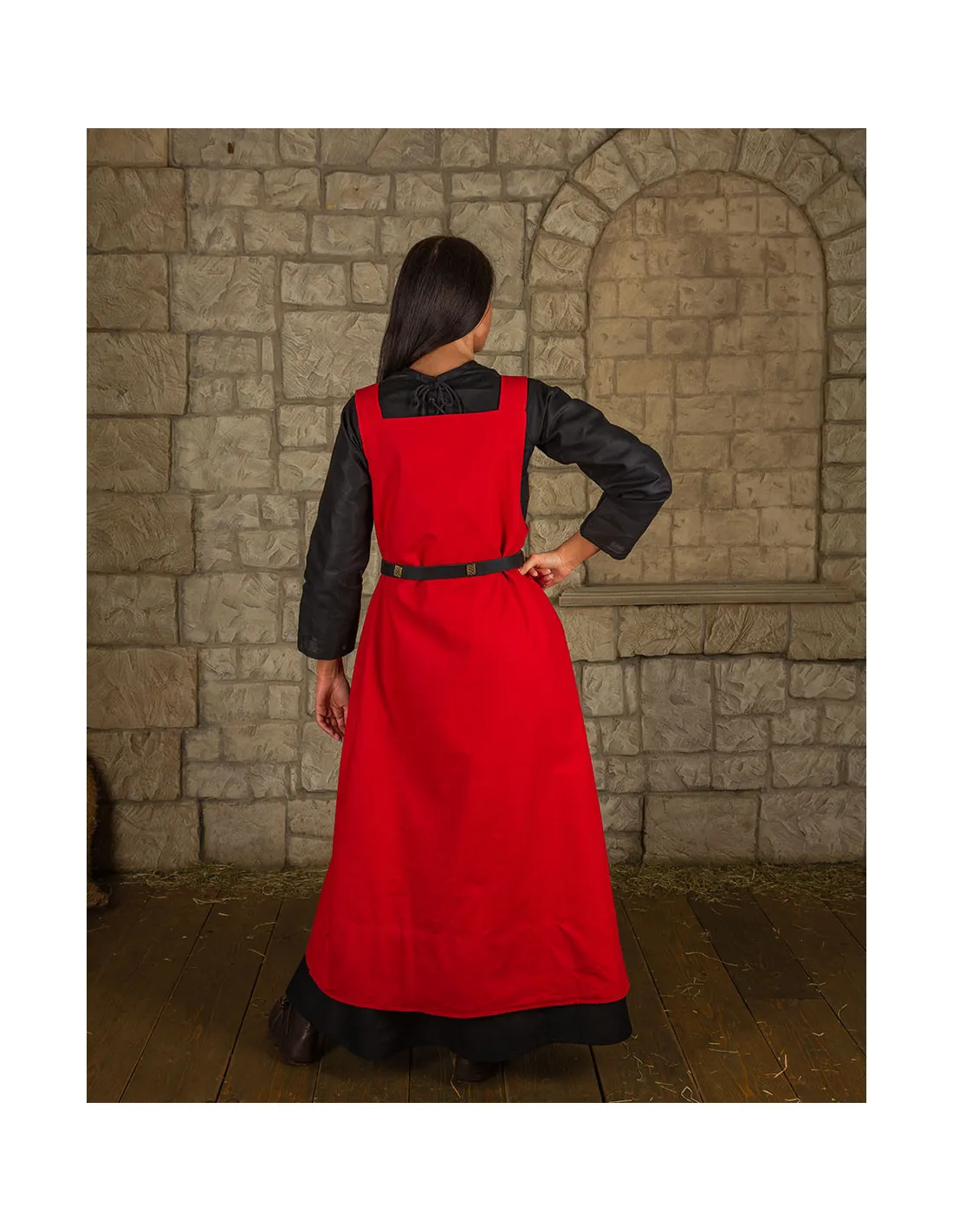 Robe style tablier modèle Lientje, couleur rouge ⚔️ Boutique Épées