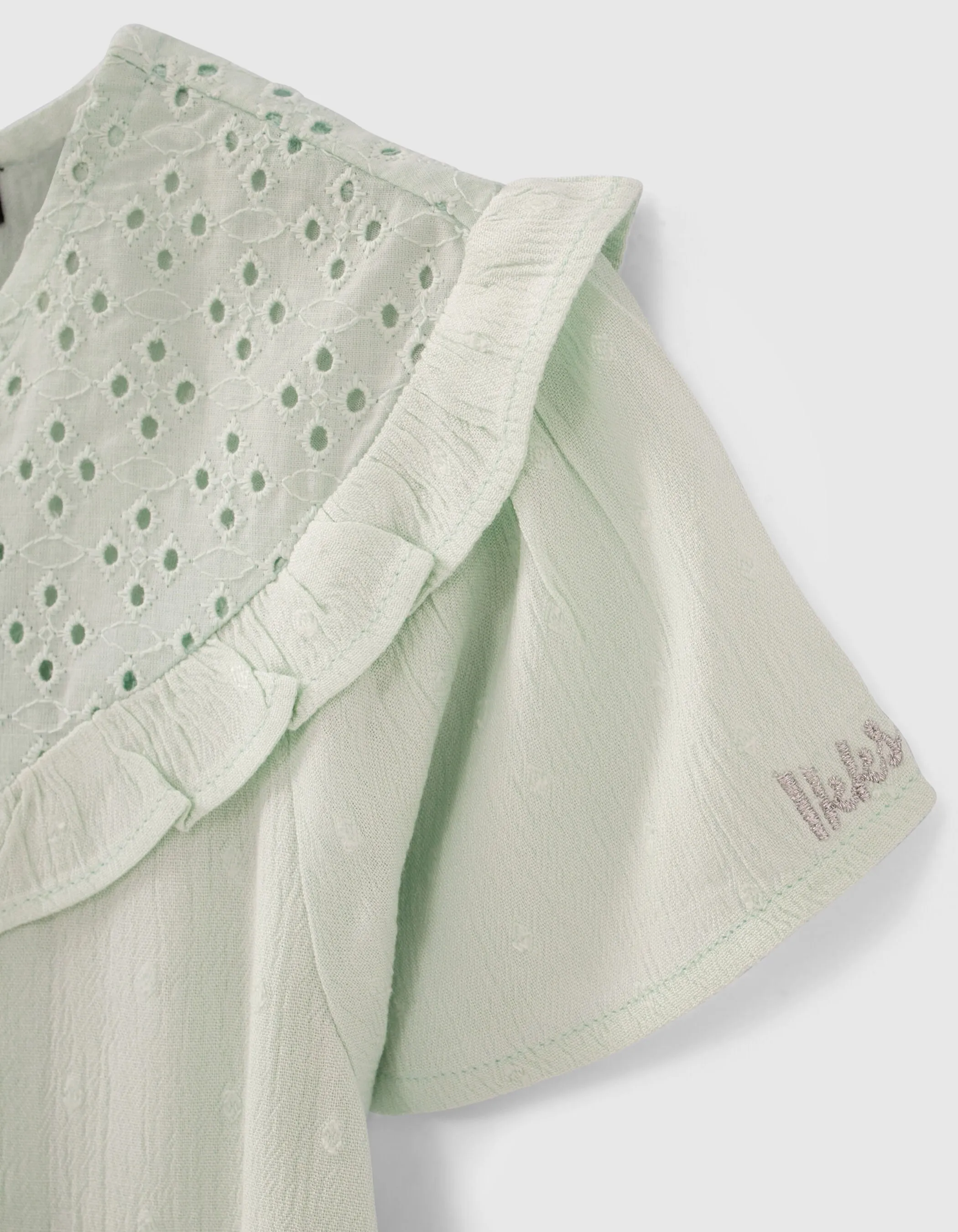 Robe vert d'eau plastron broderie anglaise fille