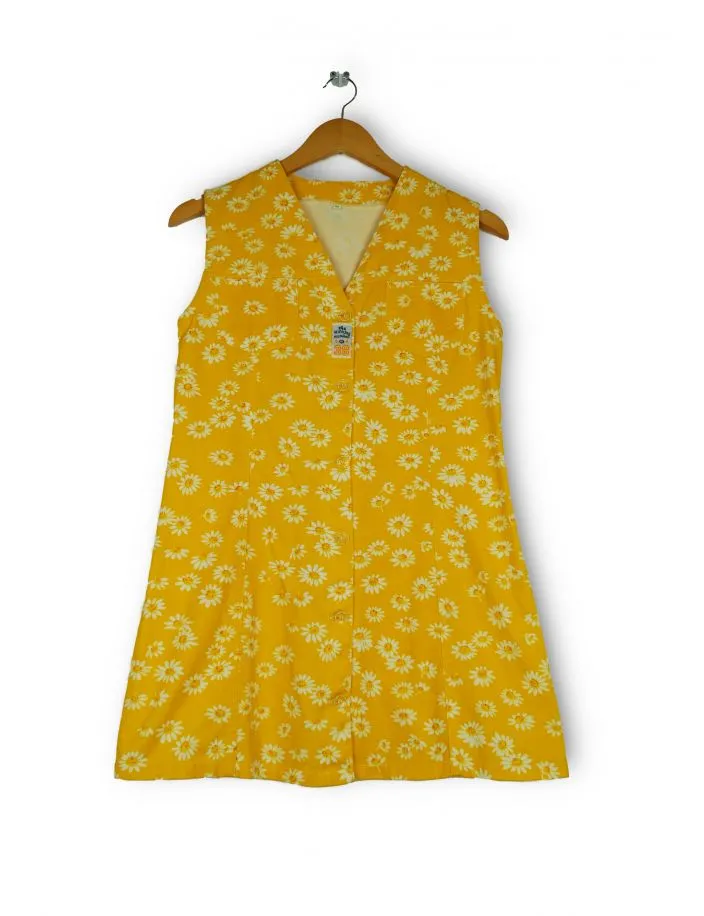 Robe à fleur jaune