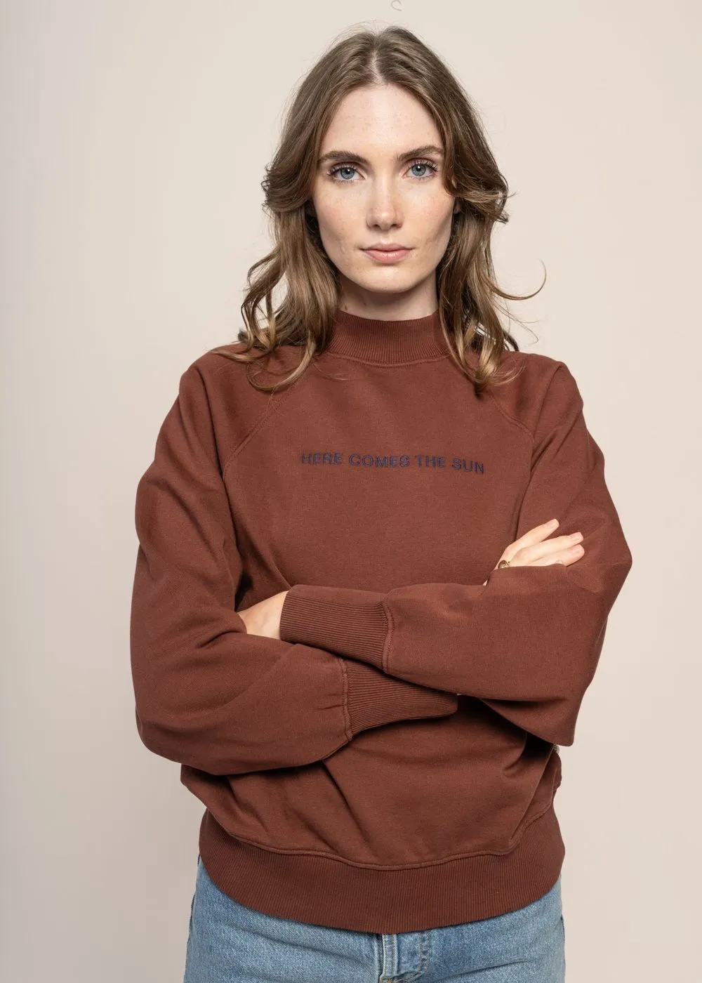 Sweat en coton bio | marron "here comes the sun coffee fantine sweatshirt - brown" femme