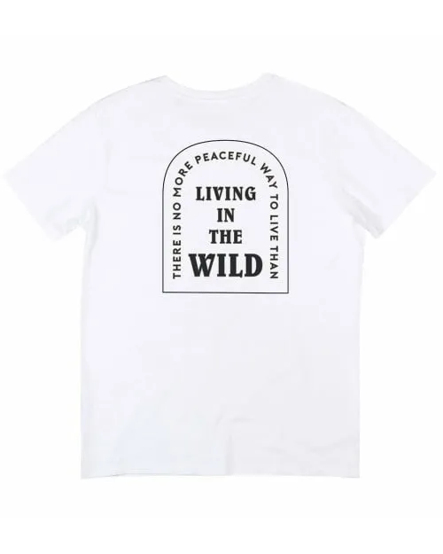 T-shirt Living in The Wild - Livraison 24/48h | Grafitee